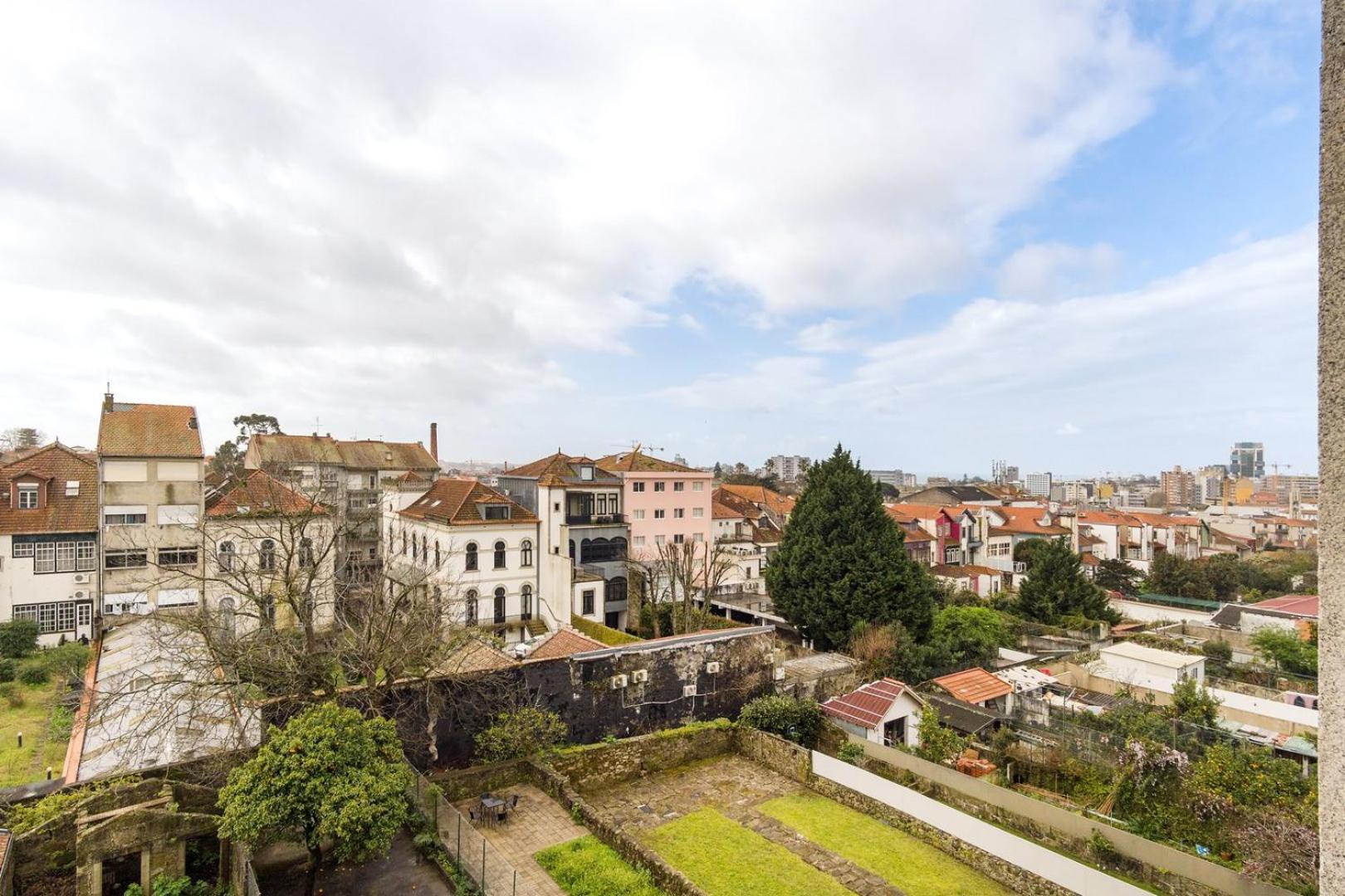Guestready - Urban Oasis With Private Balcony Διαμέρισμα Πόρτο Εξωτερικό φωτογραφία