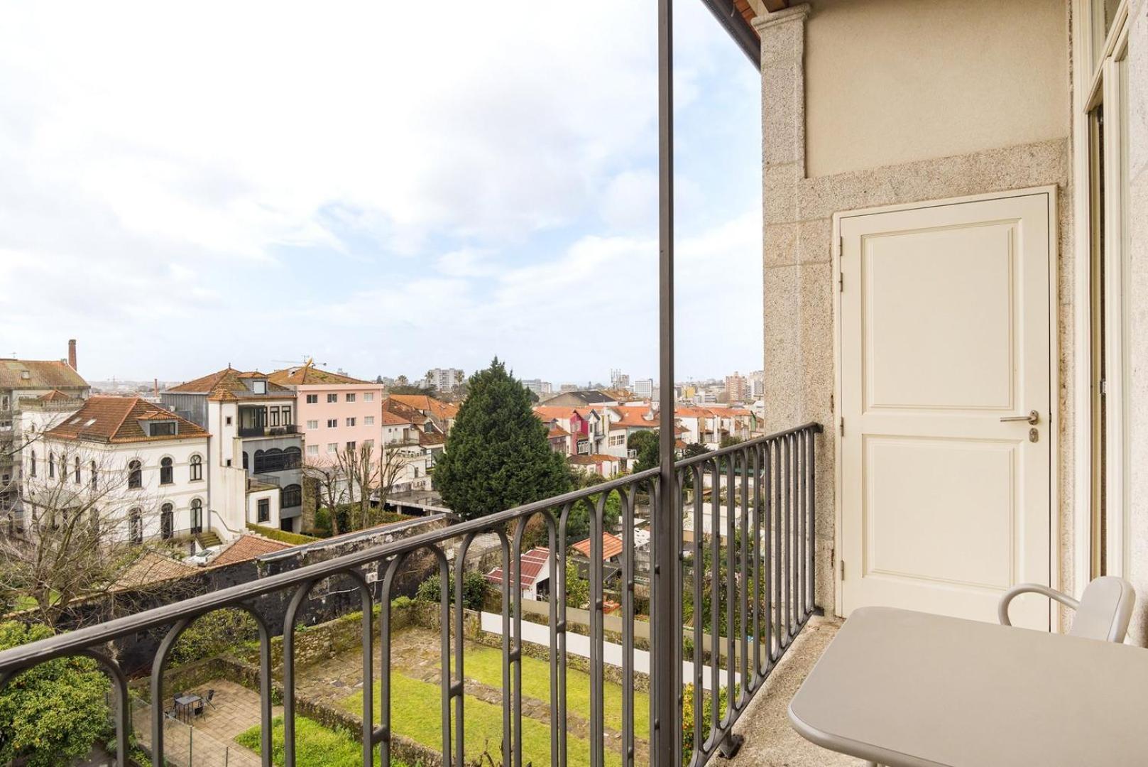 Guestready - Urban Oasis With Private Balcony Διαμέρισμα Πόρτο Εξωτερικό φωτογραφία